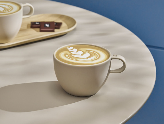 baristacollection_baristacappuccinocuplarge_gallerylifestyleimage1_3000x3000